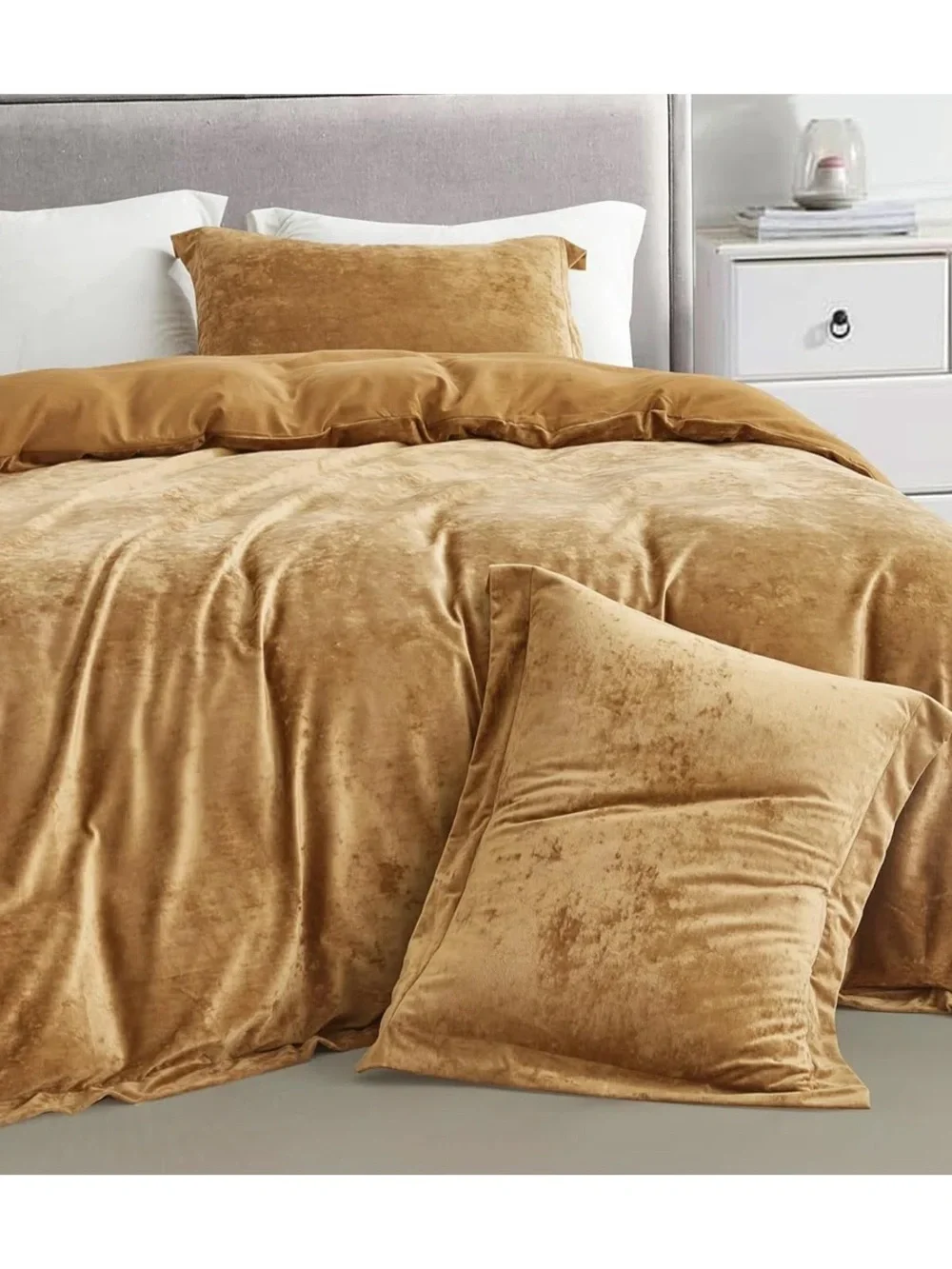 Plush Velvet Duvet Cover Set in gold Queen 3 piece set
